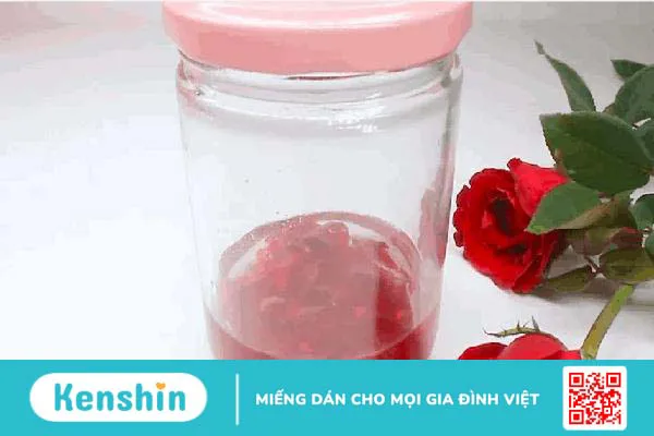 Tinh dầu hoa hồng: Công dụng tuyệt vời, cách làm đơn giản