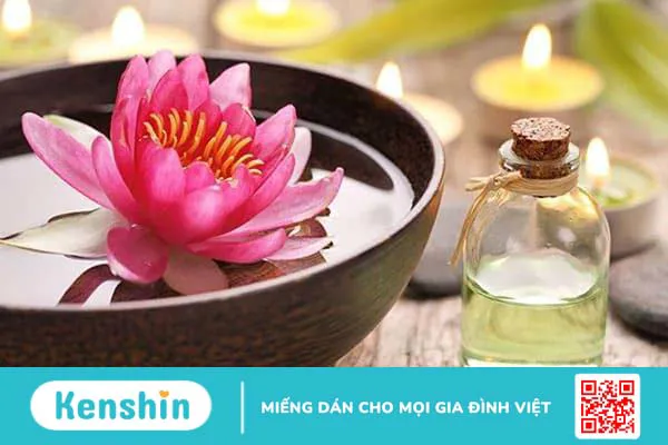 Tinh dầu hoa sen và những công dụng có thể bạn chưa biết