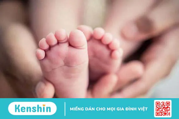 Tình trạng khó sinh do kẹt vai có gây nguy hiểm cho mẹ và bé không?