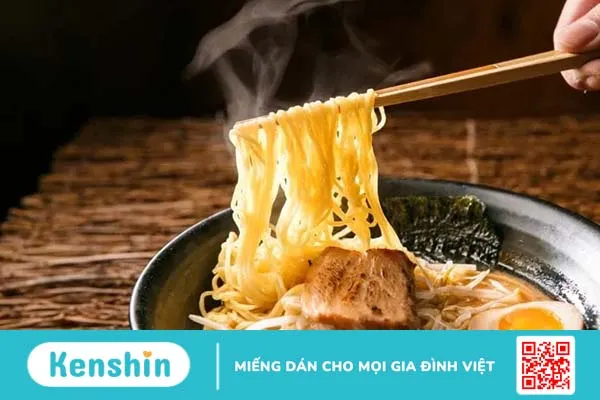 Tránh xa 10 thực phẩm giàu calo này nếu muốn giảm cân thành công!