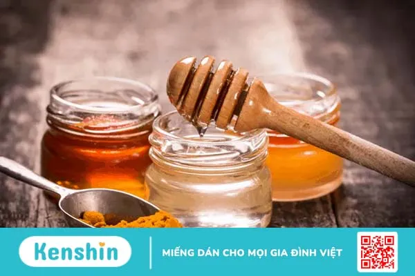 Trào ngược dạ dày gây đau lưng, làm sao để giảm?