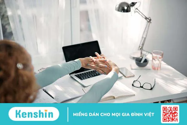 Trật khớp ngón tay là gì ? cách điều trị khi bị