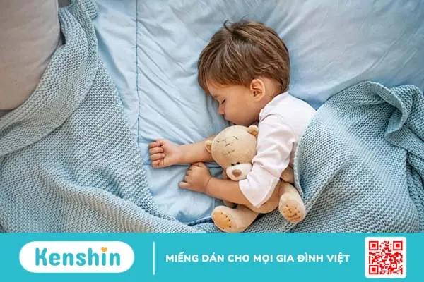 Trẻ 22 tháng tuổi: Sự phát triển thể chất, ngôn ngữ, nhận thức và cảm xúc