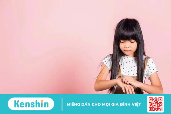 Trẻ bị chân tay miệng kiêng gì để mau khỏi bệnh, tránh biến chứng?