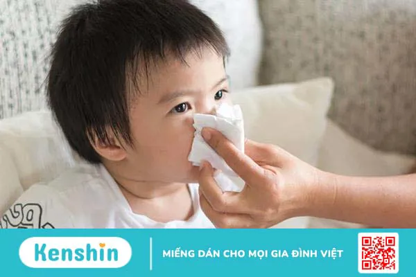 Trẻ bị sổ mũi lâu ngày có nguy hiểm không? Những biến chứng không ngờ