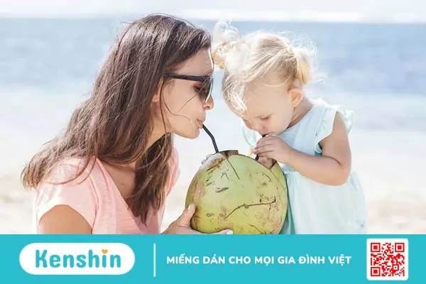 Trẻ bị tay chân miệng nên ăn gì và kiêng ăn gì để mau khỏi bệnh?