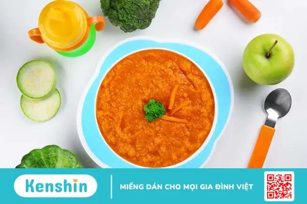 Trẻ bị tay chân miệng nên ăn gì và kiêng ăn gì để mau khỏi bệnh?