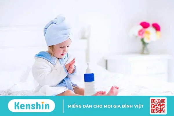 Trẻ em tắm nhiều có tốt không? Tìm hiểu thời gian tắm cho trẻ theo độ tuổi