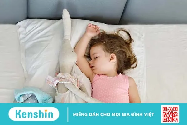 Trẻ ngủ ngáy: Ba mẹ có cần phải lo lắng hay không?