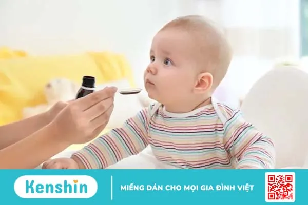 Trẻ sơ sinh bị sốt phải làm sao? Cẩm nang chăm sóc trẻ sơ sinh bị sốt