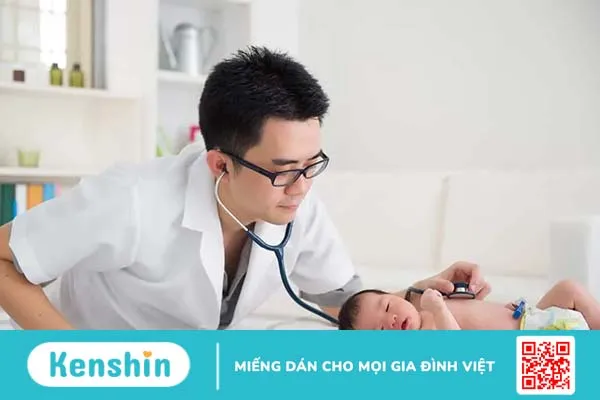 Trẻ sơ sinh bú mẹ bị táo bón: Nguyên nhân do đâu, khắc phục thế nào?