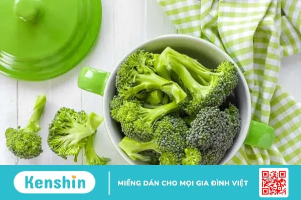 Trẻ tuổi dậy thì ngồi xuống đứng lên chóng mặt do thiếu máu: Làm sao để ngăn ngừa?