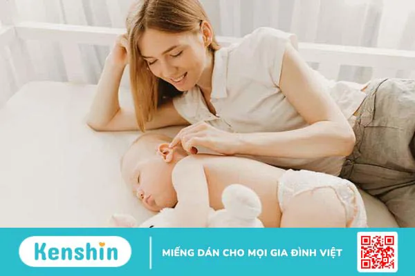 Tư thế cho bé bú đúng cách: 4 tư thế giúp mẹ không mỏi, bé không sặc!