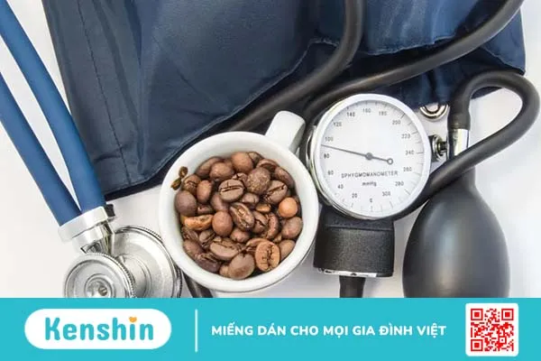 Uống cà phê có nổi mụn không? Cách uống cà phê không bị mụn