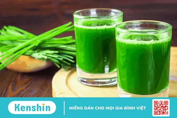 Uống nước ép cỏ lúa mì để bạn thấy khỏe hơn