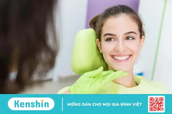 Vạch trần 6 nguyên nhân gây màng trắng sau khi nhổ răng