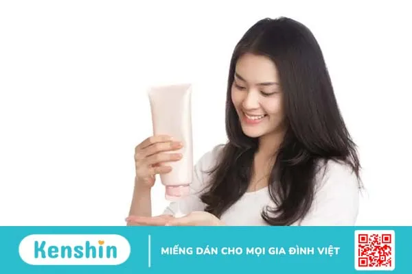 Vệ sinh vùng kín đúng cách với 3 bước cơ bản và 2 sai lầm cần tránh