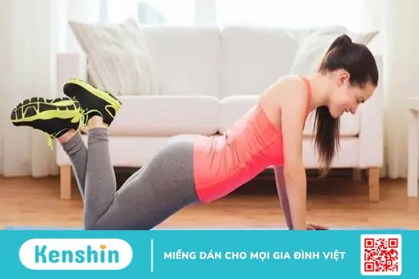 [Video] 10 bài tập thể dục giảm mỡ trên giường bạn nên tập mỗi sáng