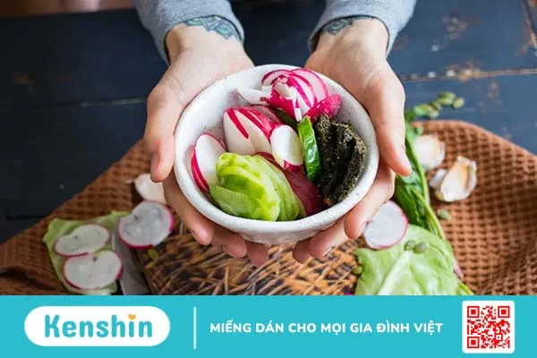 Viêm tai giữa kiêng ăn gì? Bí quyết chăm sóc và chữa viêm tai giữa tại nhà