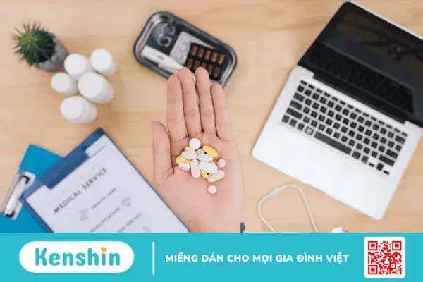 Viêm xoang trán gây những biến chứng gì? Điều trị như thế nào?