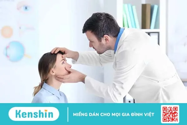 Xuất huyết võng mạc