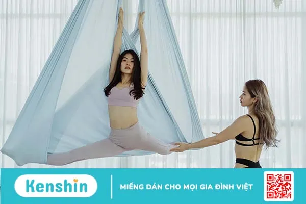 Yoga bay giúp các động tác yoga dễ dàng hơn bao giờ hết