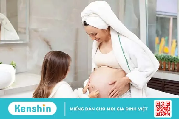 Bà bầu tắm rửa cần lưu ý những gì để bảo vệ sức khỏe thai kỳ?