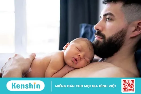 Da kề da sau sinh: Điều kỳ diệu từ cái ôm đầu của mẹ