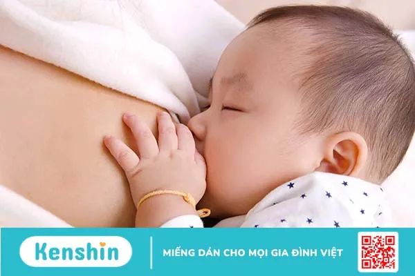 Mẹ bị cường giáp có nên cho con bú không?