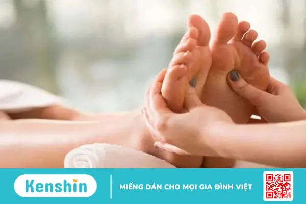 Nguyên nhân bàn chân nóng, bỏng rát là gì? Cách điều trị hiệu quả