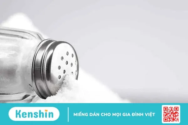 Sưng tay, phù tay là bị bệnh gì? Dấu hiệu nào được xem là nghiêm trọng?