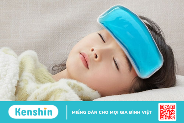 Tác Hại Của Miếng Dán Hạ Sốt Khi Sử Dụng Sai Cách