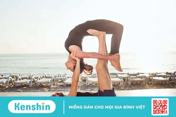 [Video] Các tư thế yoga đôi đẹp mắt từ cơ bản đến nâng cao